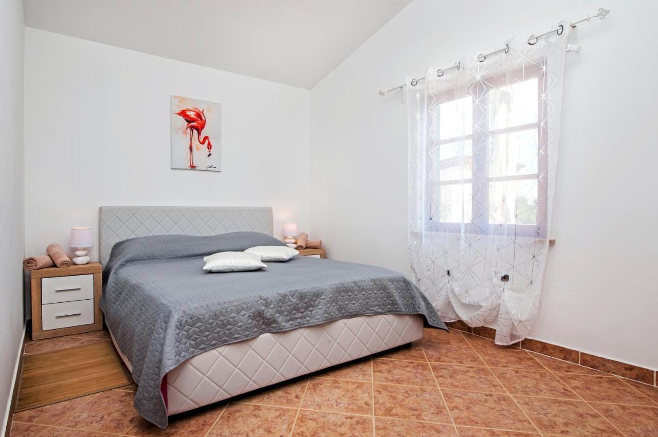 Casa Valeluna โรวีน ภายนอก รูปภาพ